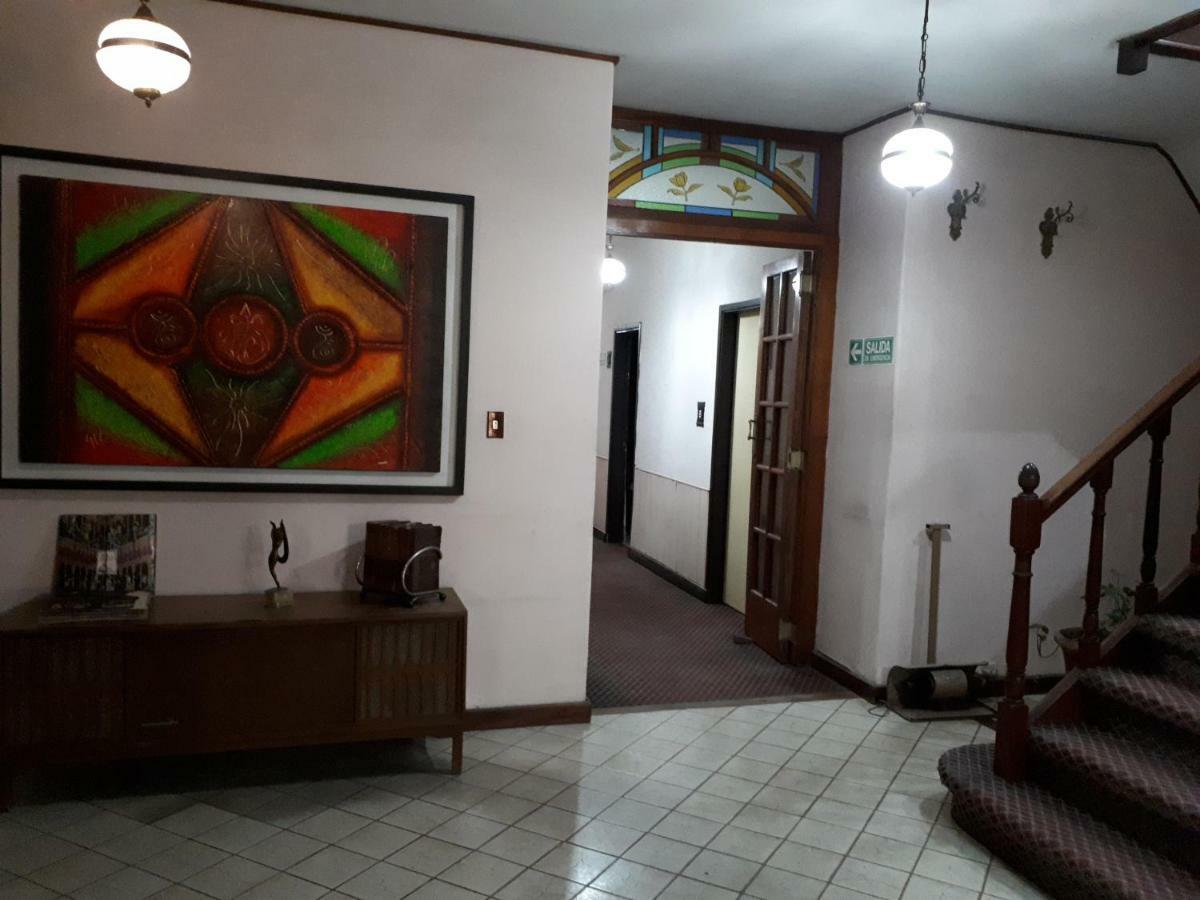 Hotel Alcazar Villa María Exteriör bild